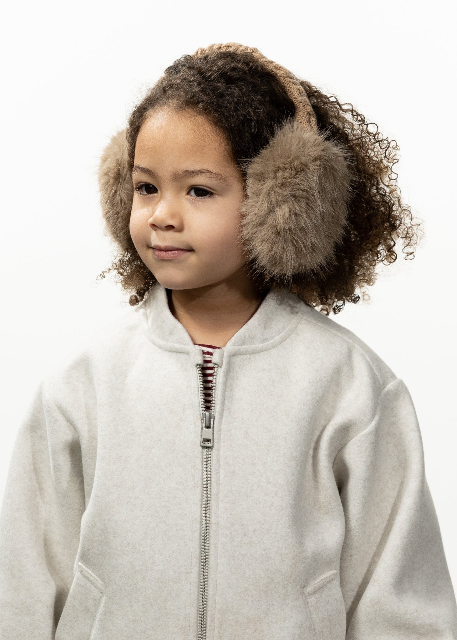 Women Fur Earmuffs light brown - Side