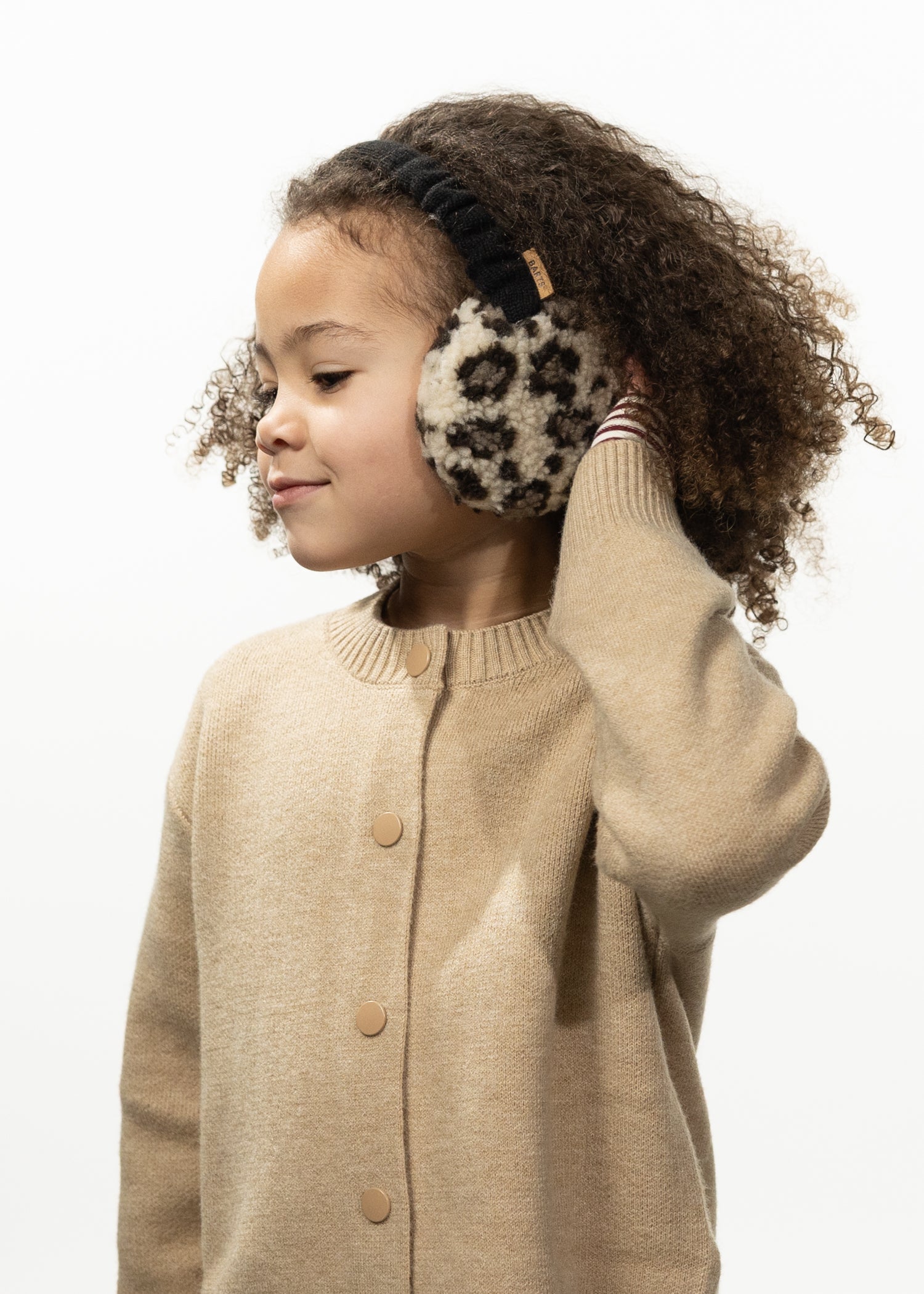 Women Browniez Earmuffs print beige - Side