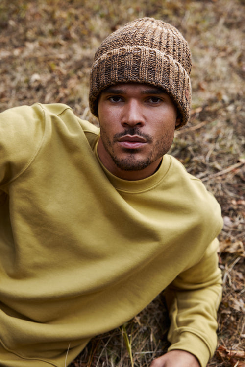 Men Akotan Beanie brown - Model
