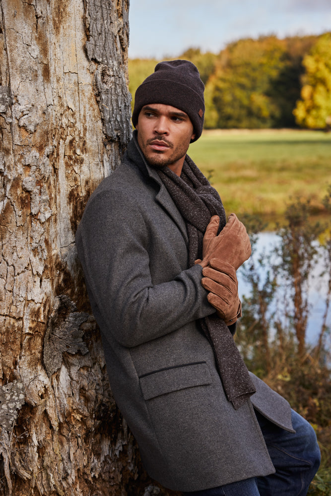 Men Willian Scarf dark brown - Model