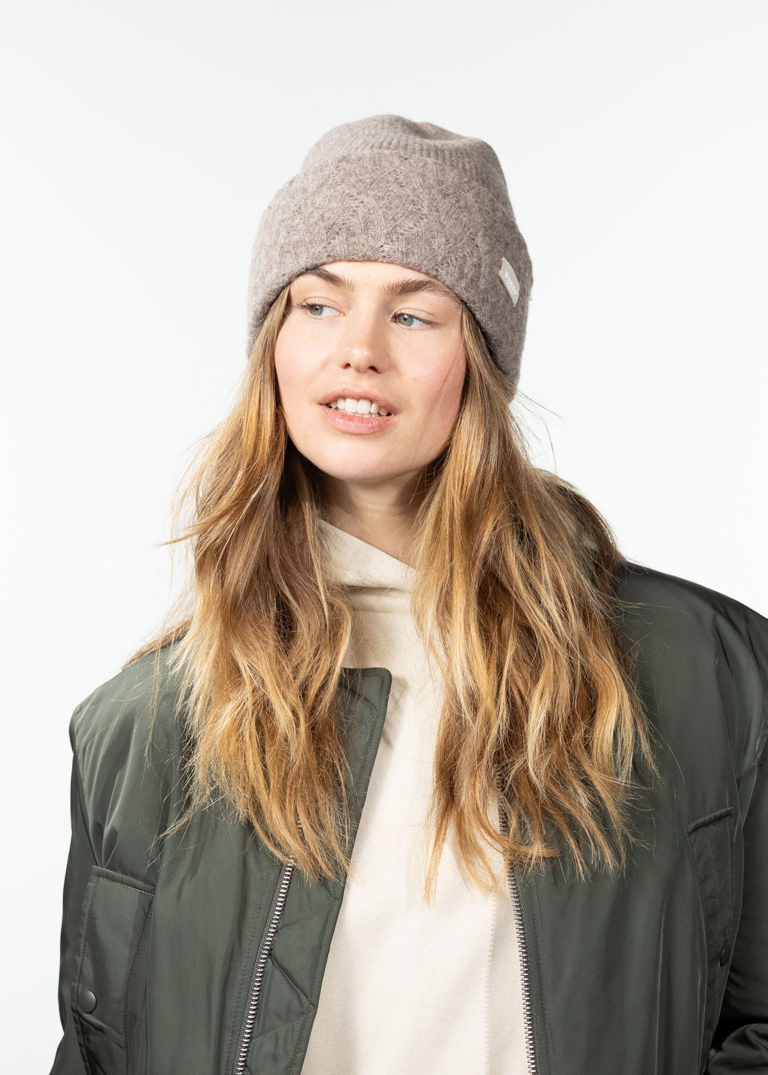 Women Sunnybird Beanie brown - Front