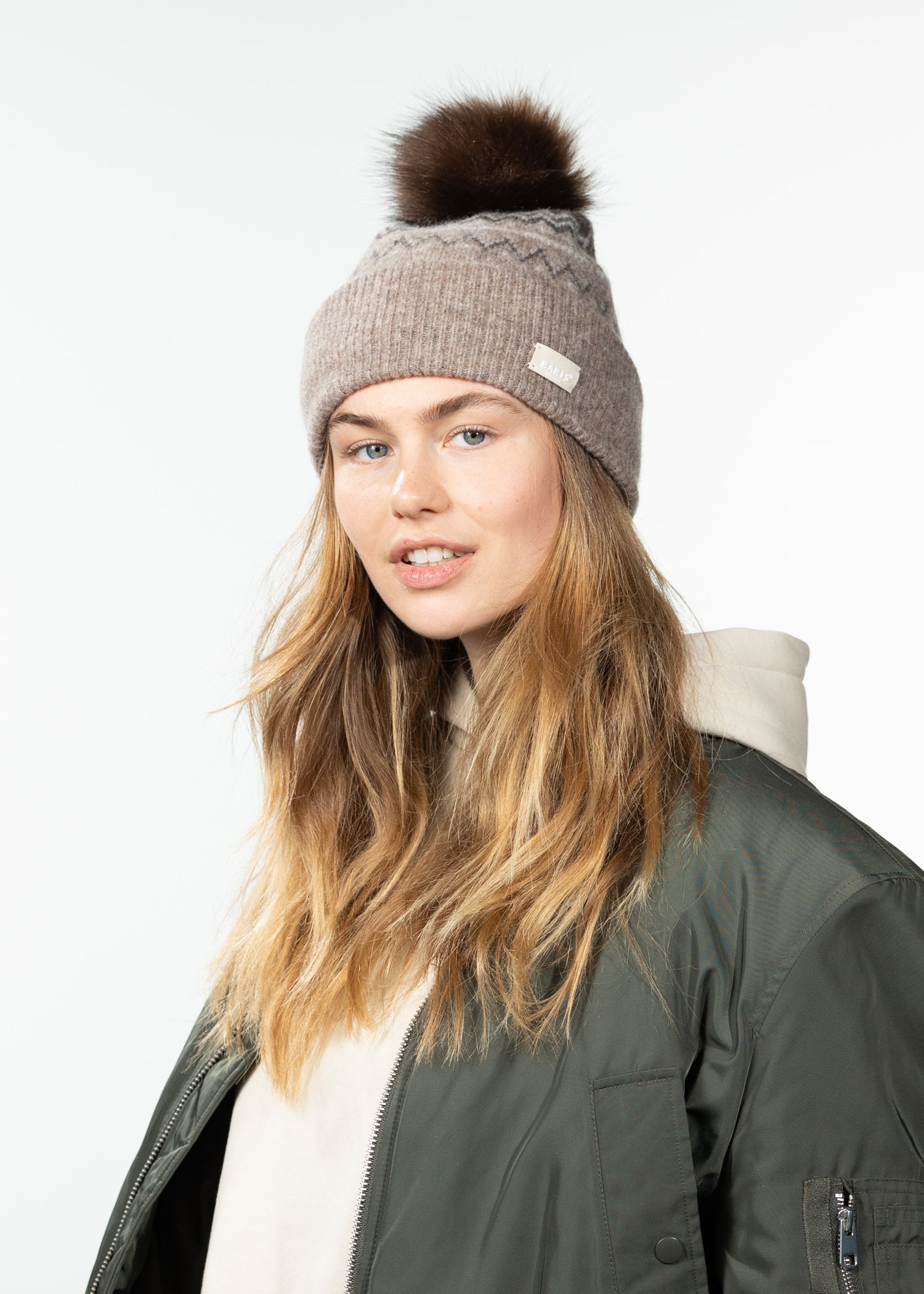 Women Woodstar Beanie brown - Side