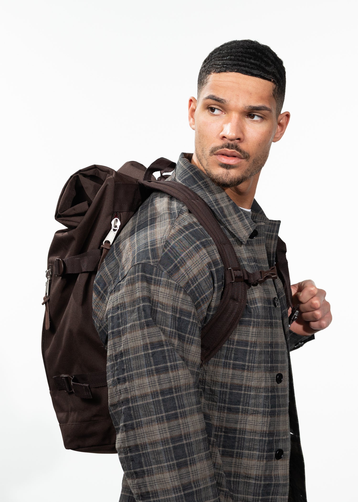 Bags Mountain Backpack dark brown - Side