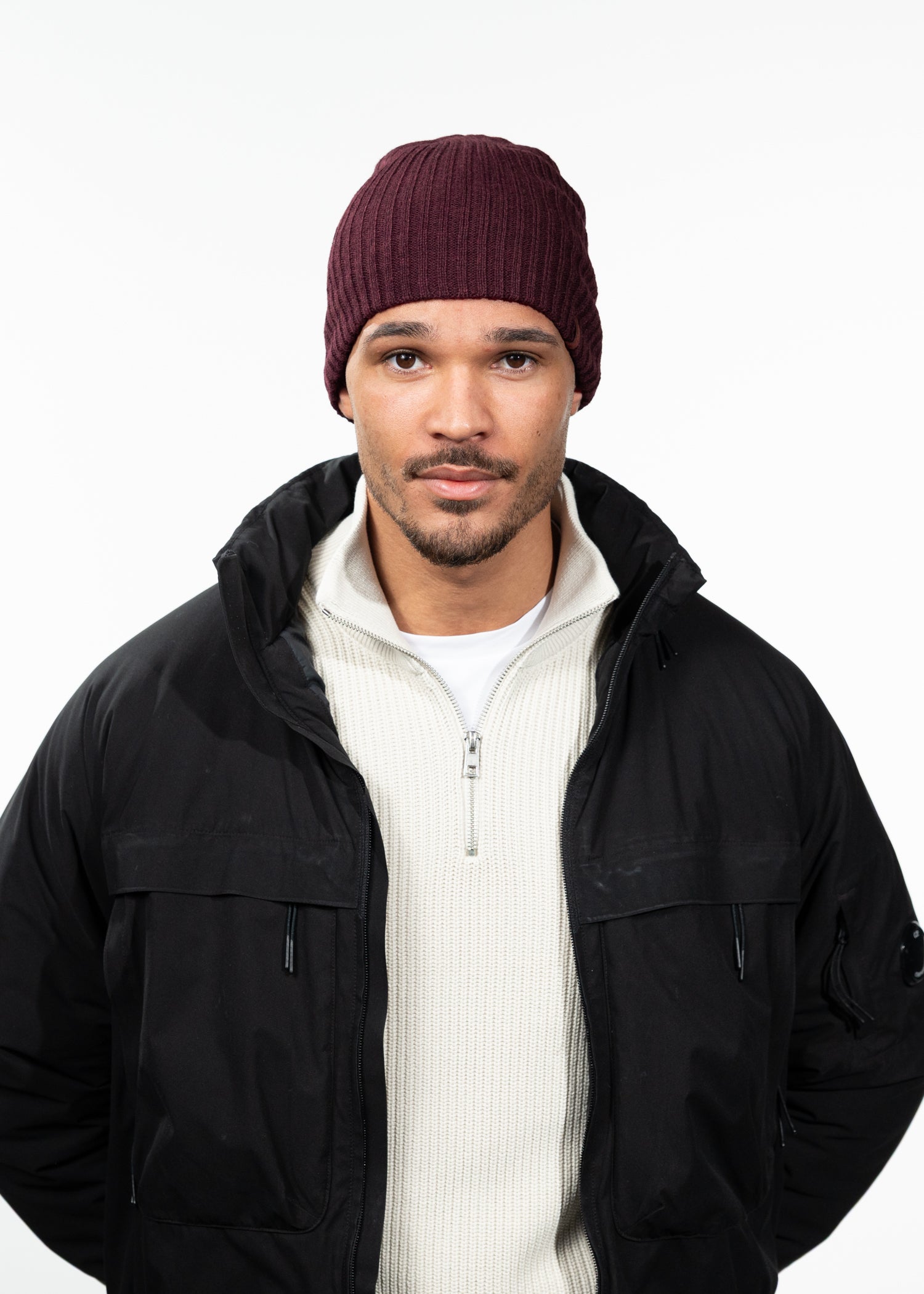 Men Wilbert Beanie burgundy - Front