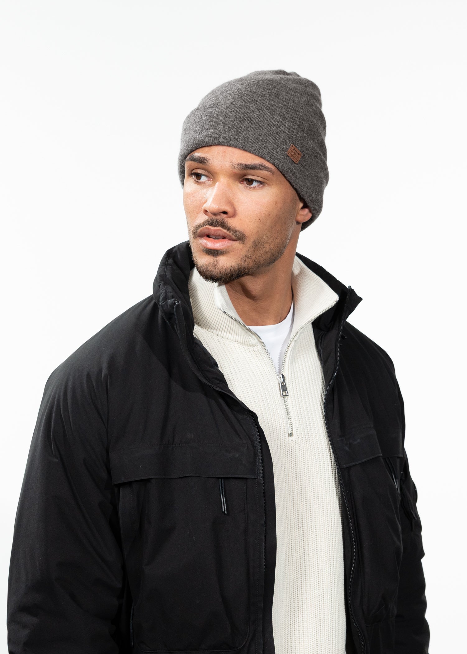 Men Vale Beanie dark heather - Front