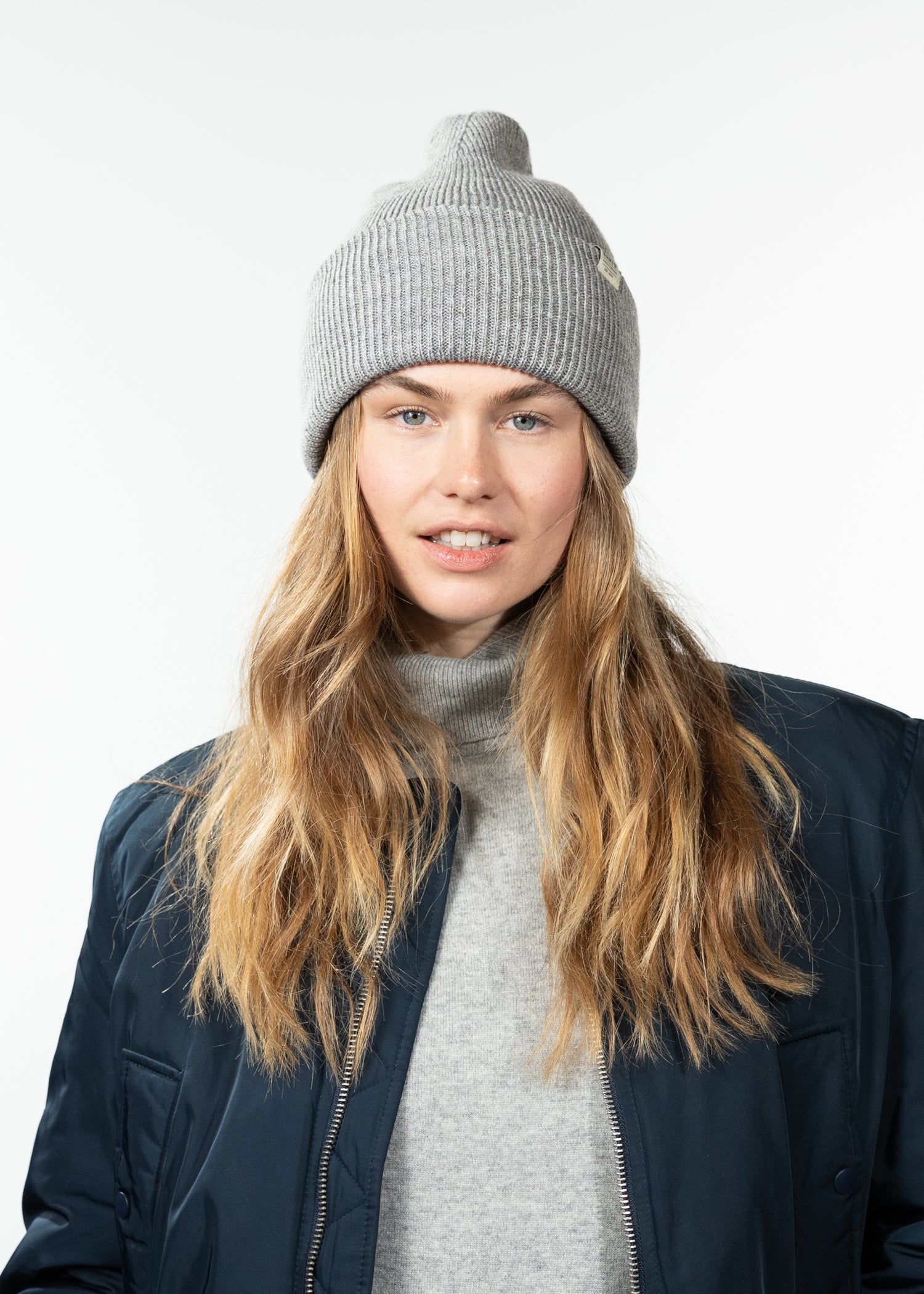 Unisex Haveno Beanie heather grey - Front