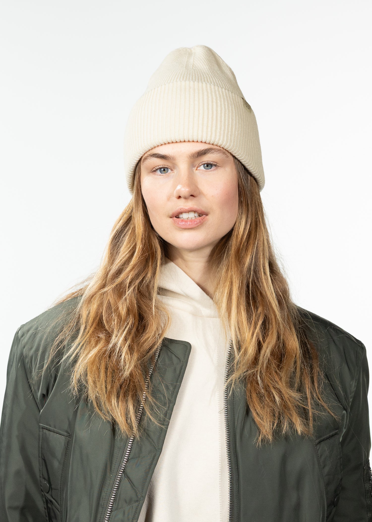 Unisex Haveno Beanie wheat - Front