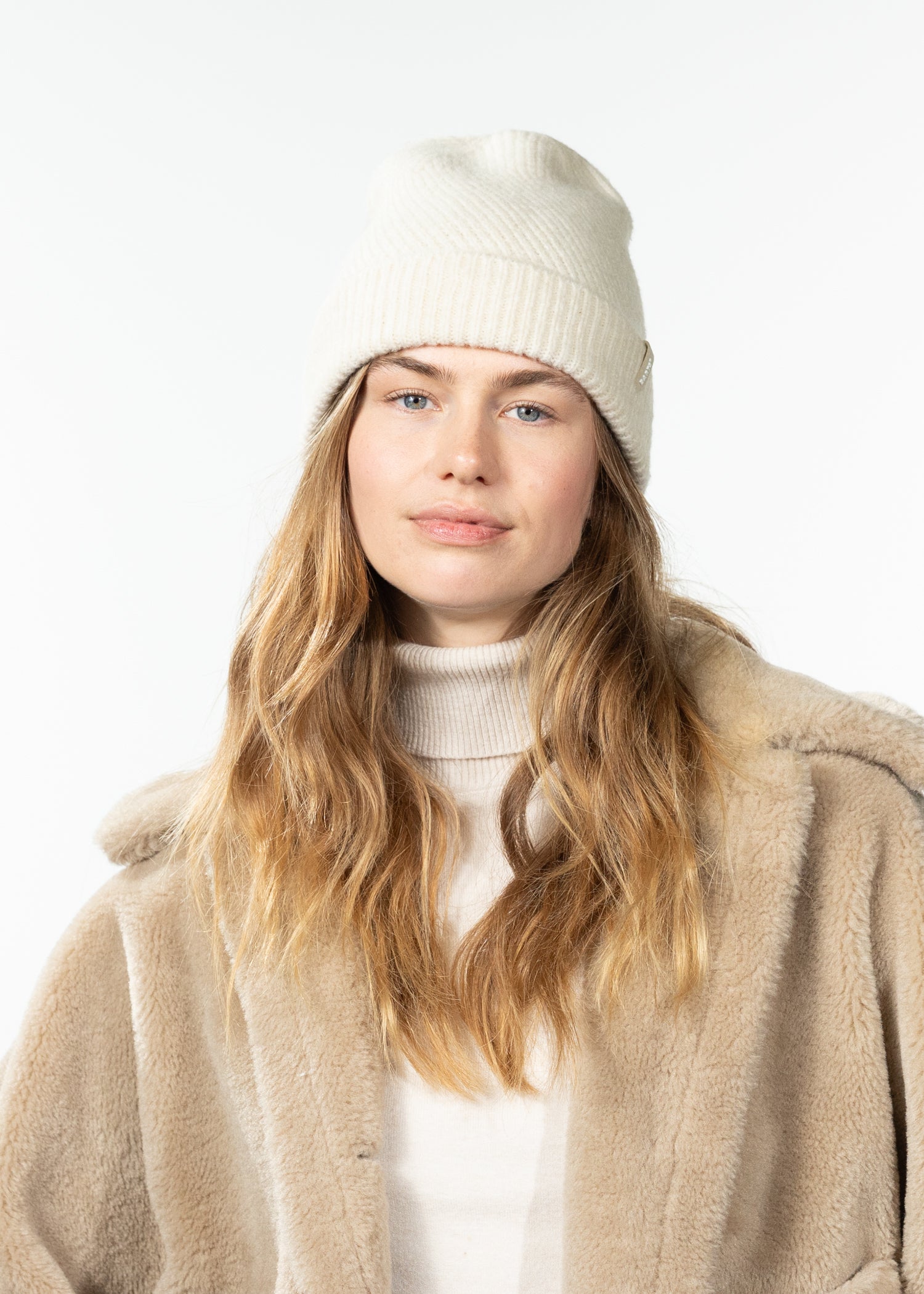 Women Kirinda Beanie cream - Front