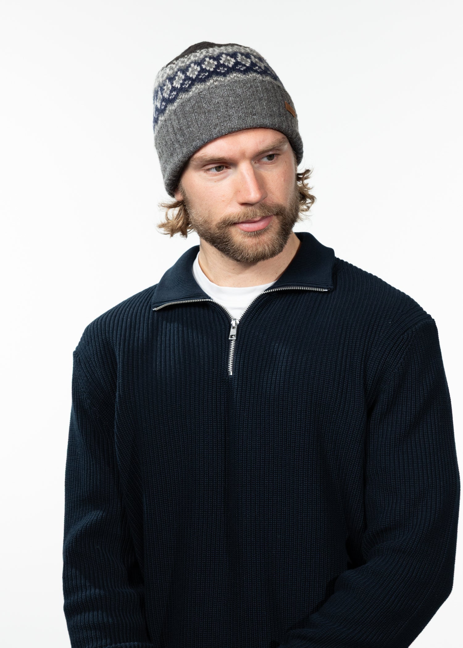 Men Gregorys Beanie dark heather - Front
