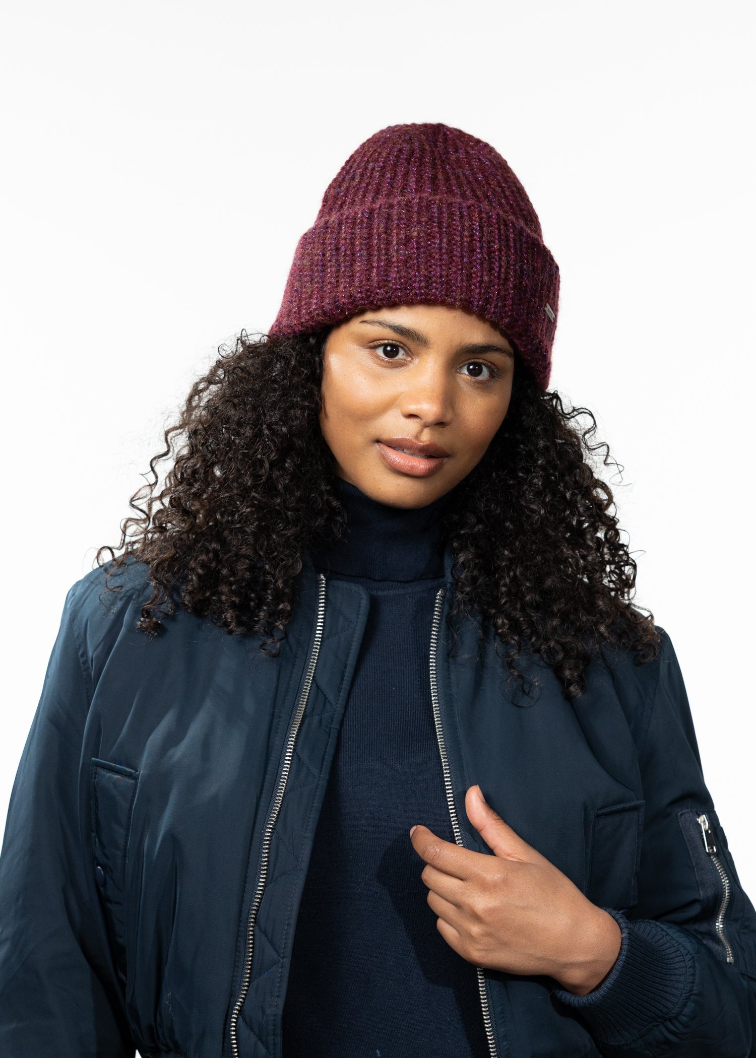 Women Arugama Beanie aubergine - Front