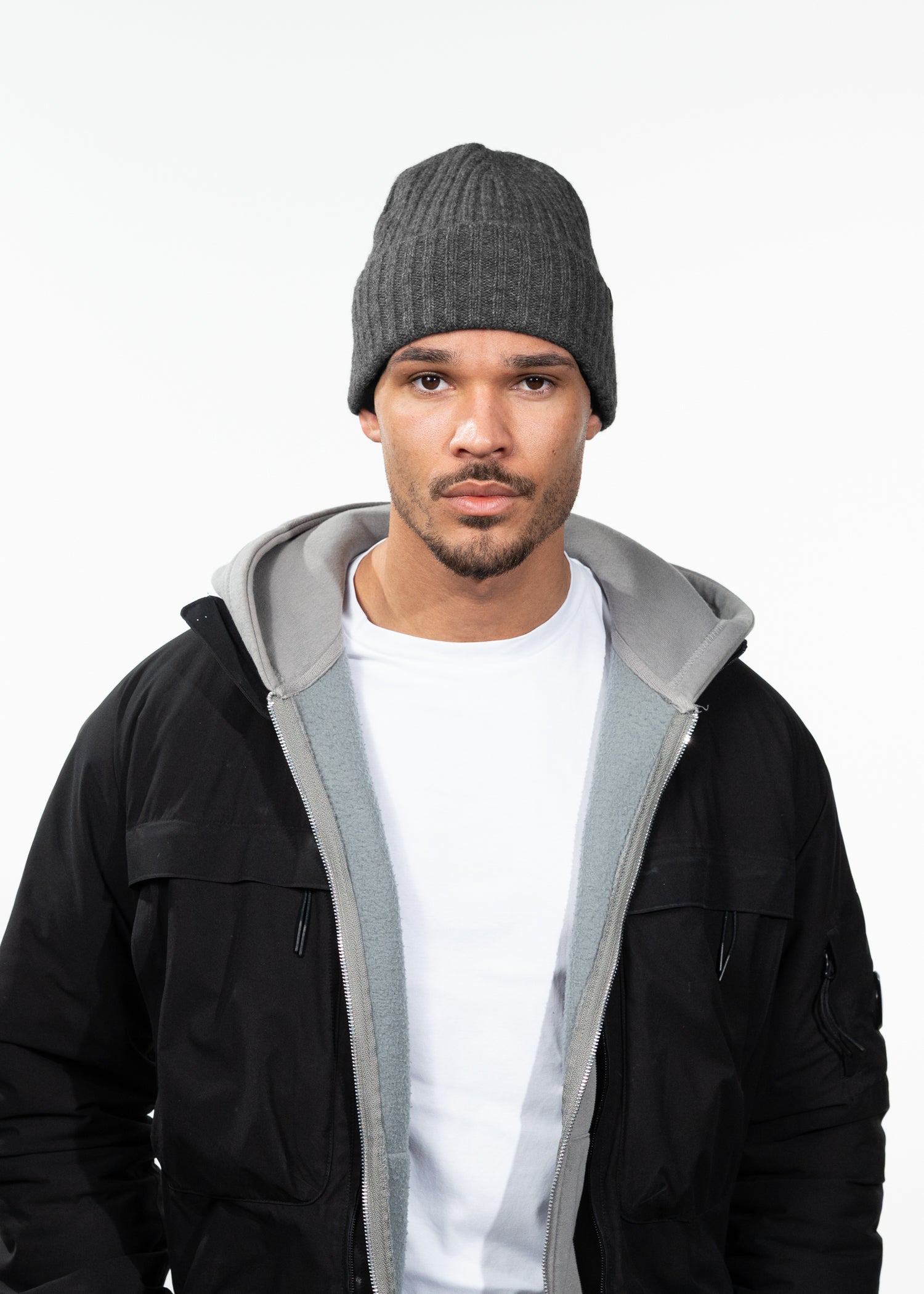 Men Wyoni Beanie dark heather - Front