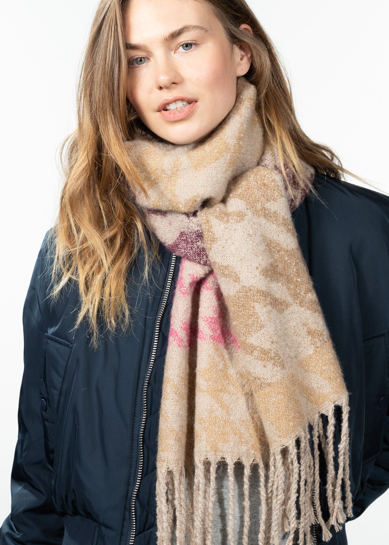 Women Landina Scarf light brown - Front