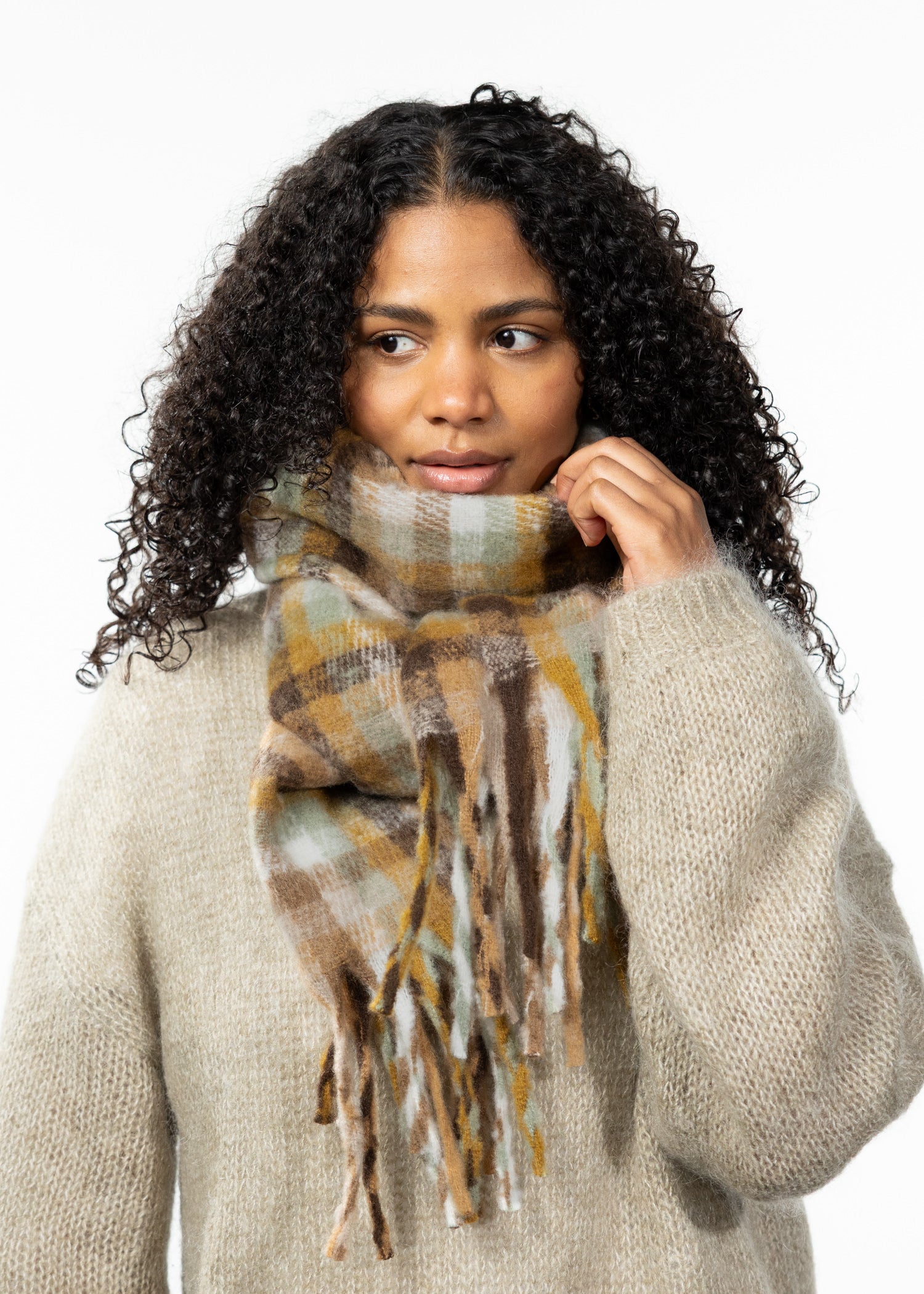 Women Plaity Scarf brown - Front