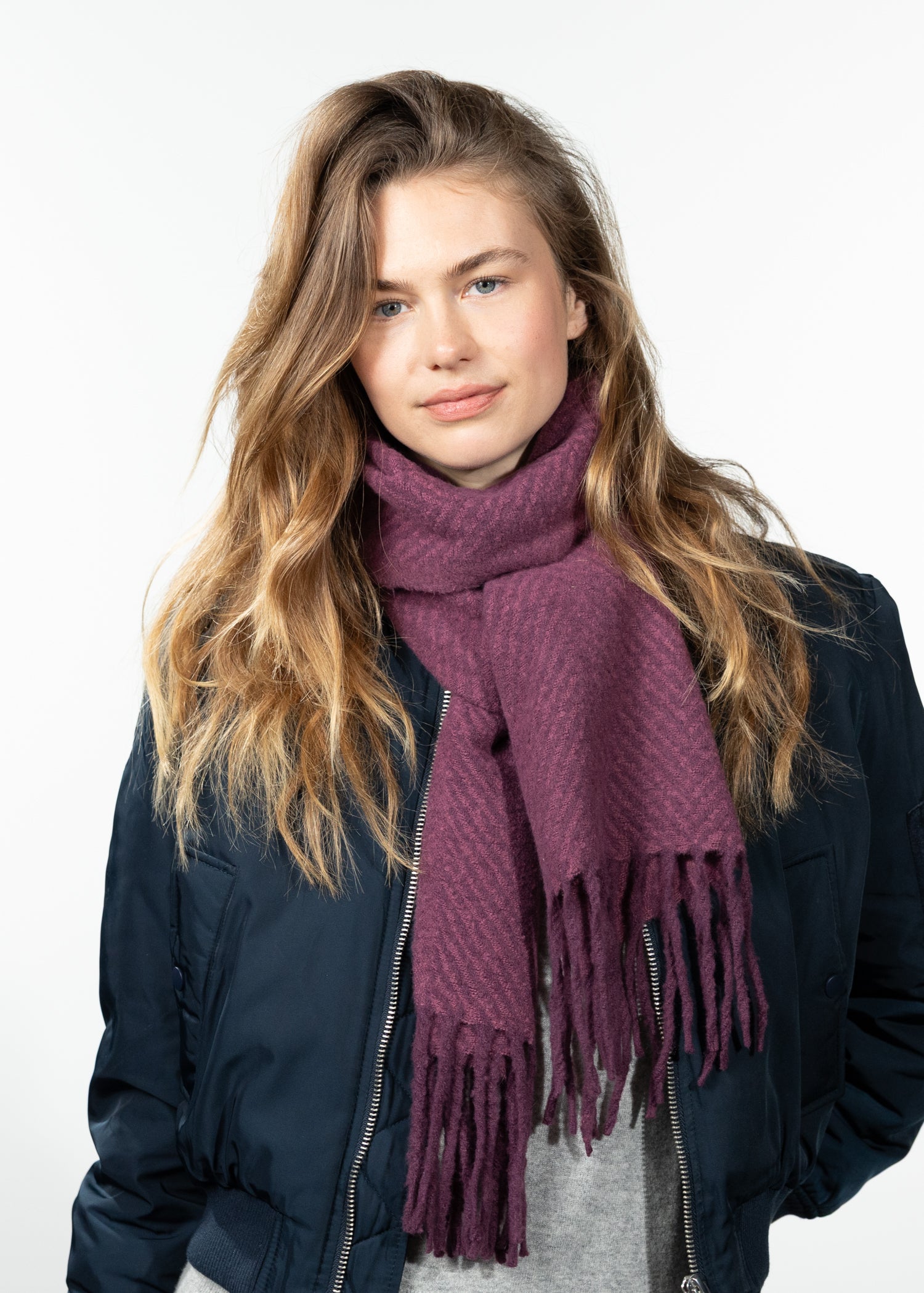 Women Josephyna Scarf aubergine - Front