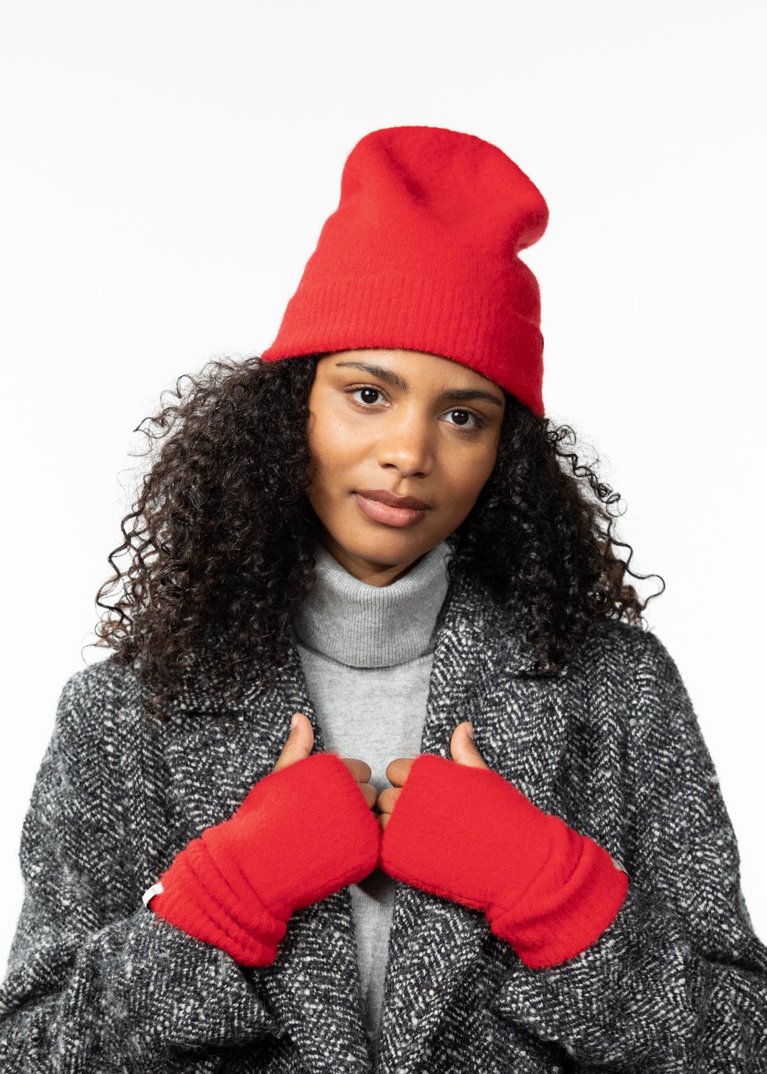 Women Fhearna Fingerless Gloves red - Front
