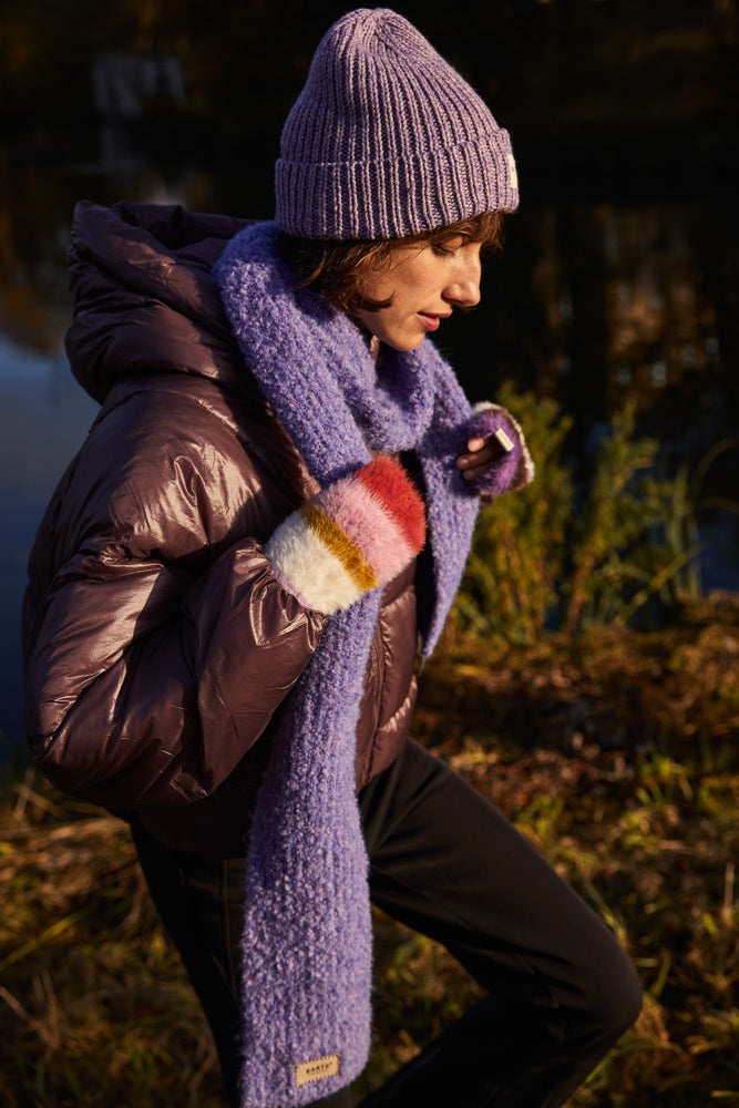 Women Blaira Beanie purple - Model