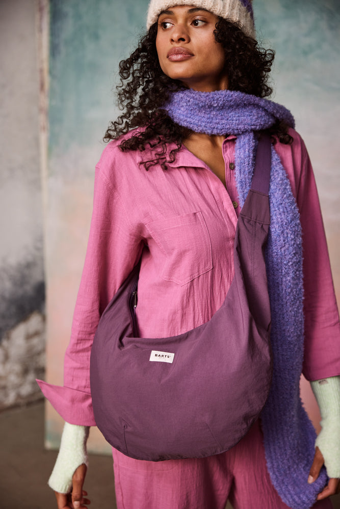 Women Harray Scarf purple - Model
