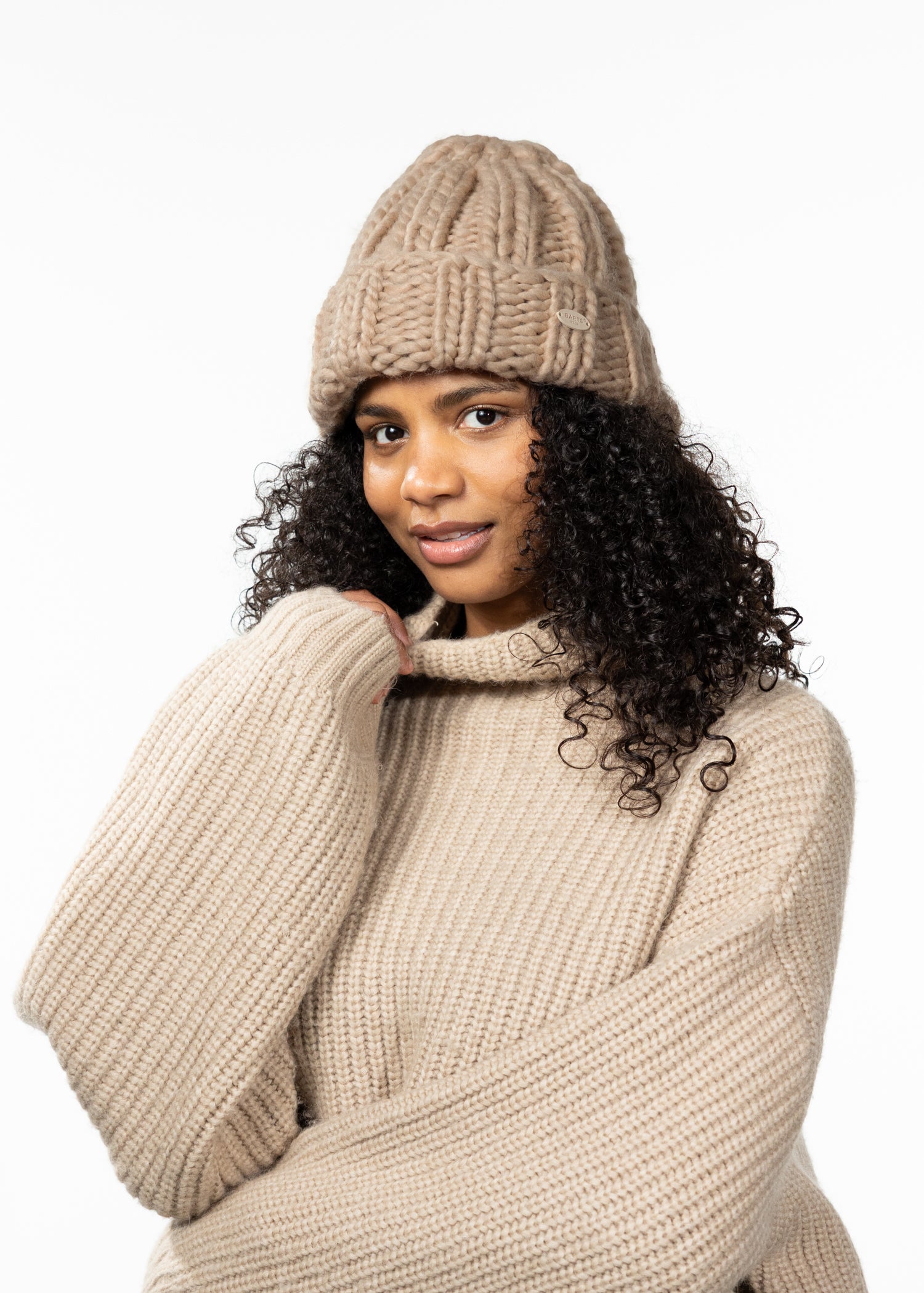 Women Edzella Beanie beige - Side