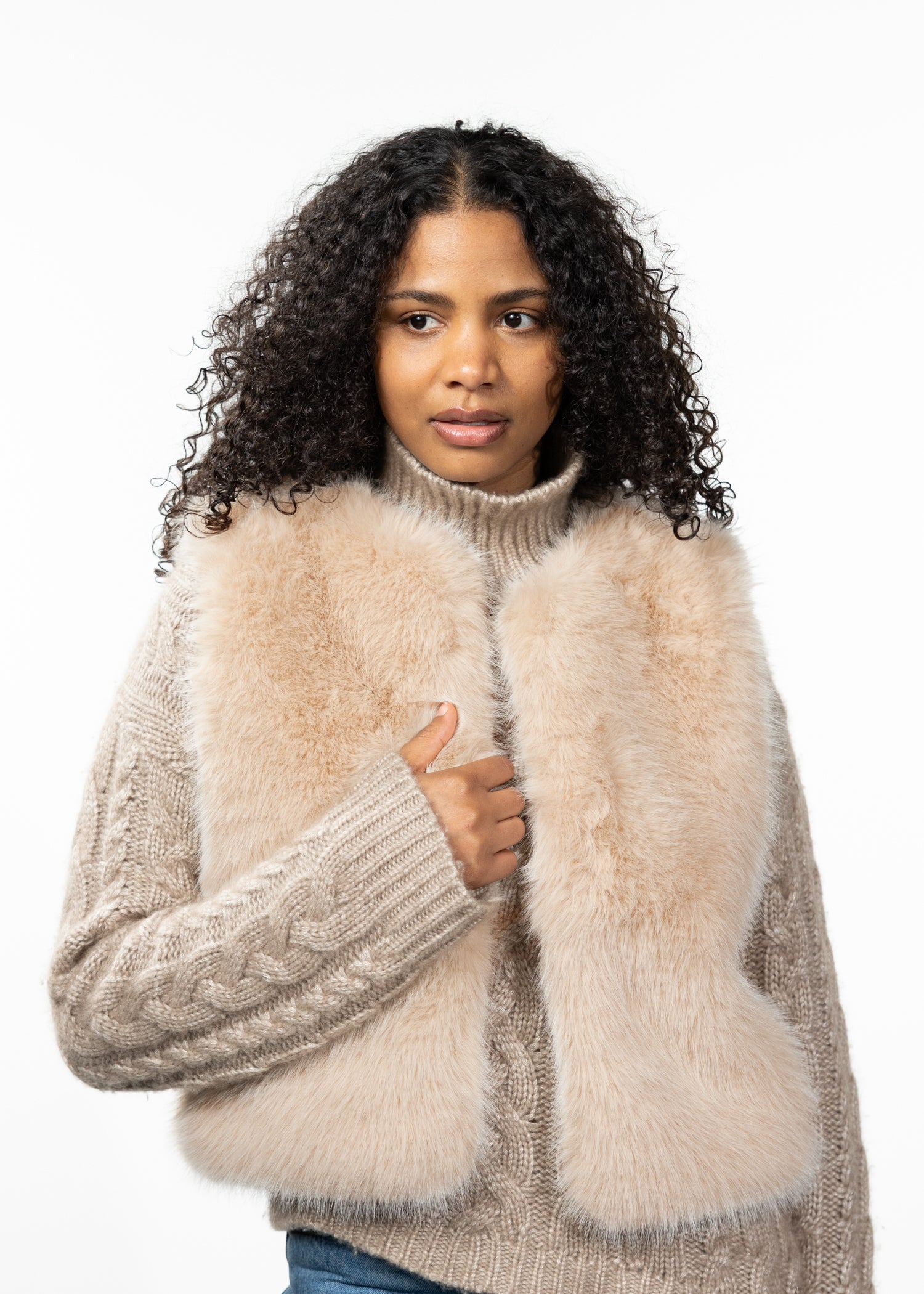 Women Annaliese Gilet cream - Front