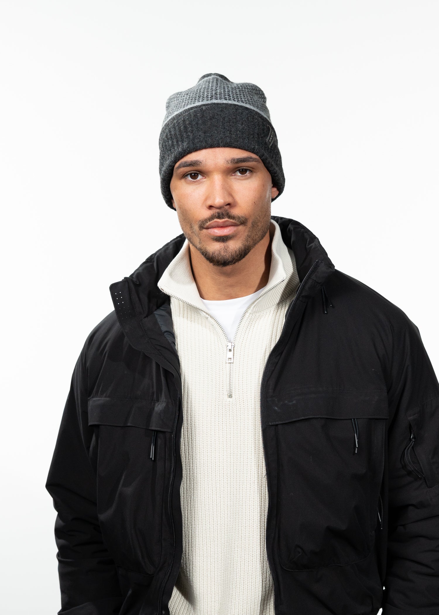 Men Grindewald Beanie dark heather - Front