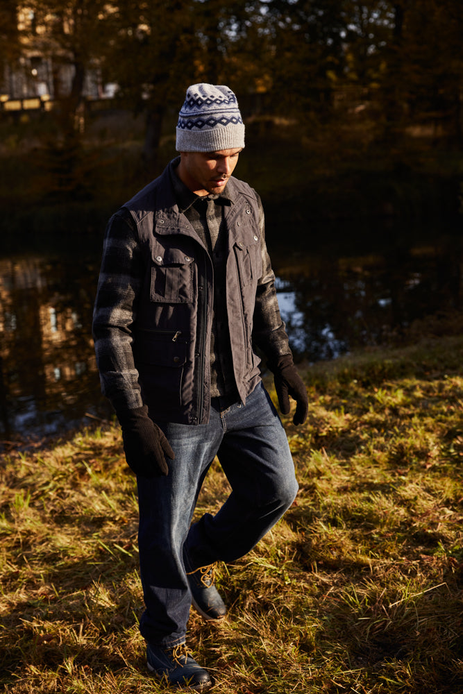 Men Hintertux Beanie heather grey - Model