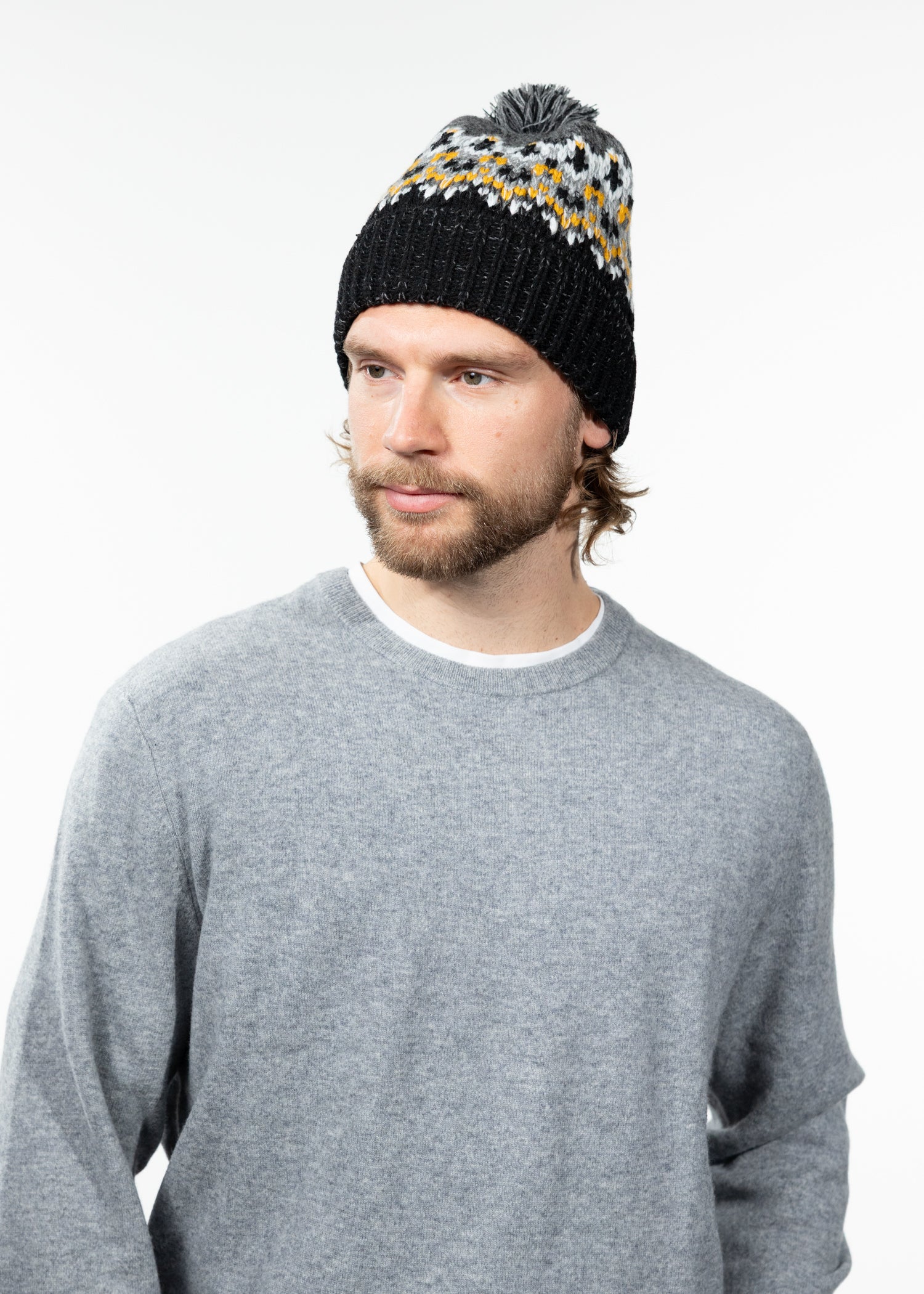 Men Tobles Beanie black - Side