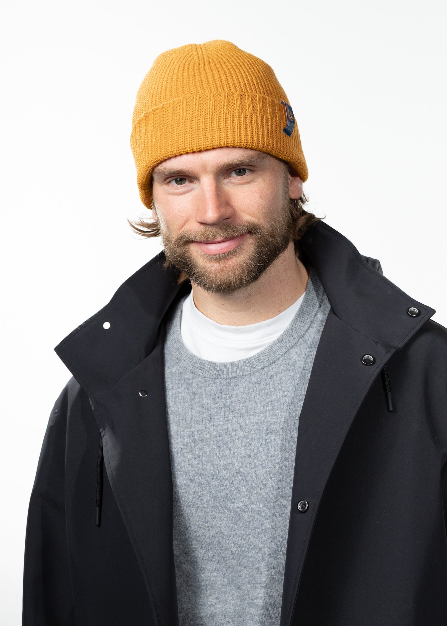 Men Maunten Beanie yellow - Front