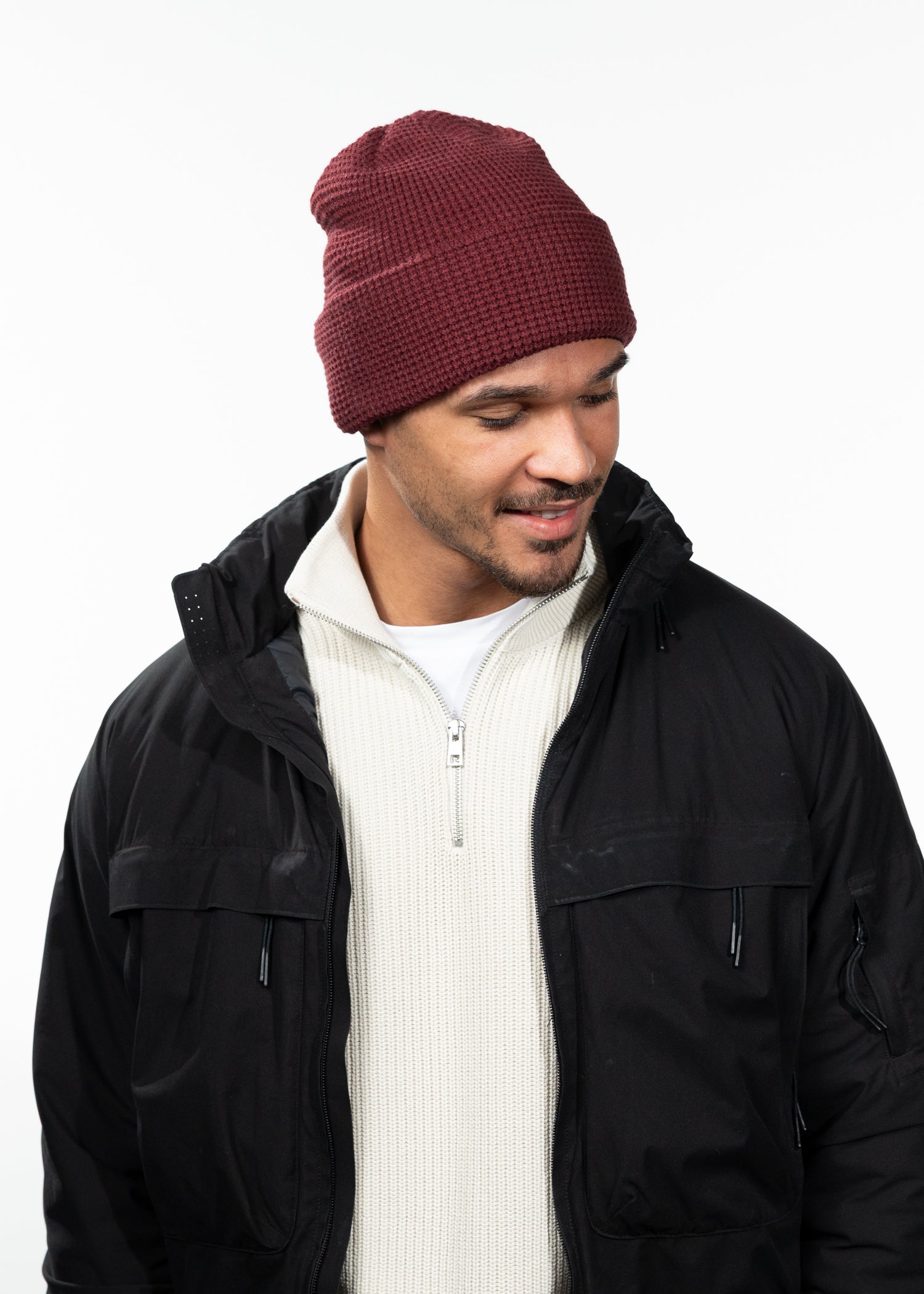 Men Mordag Beanie burgundy - Side