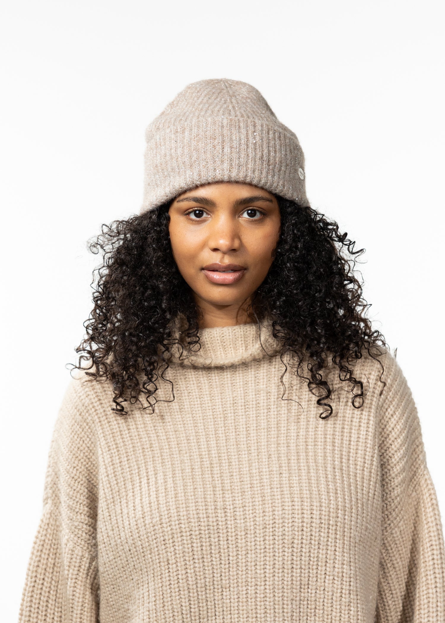 Women Glitsch Beanie light brown - Front