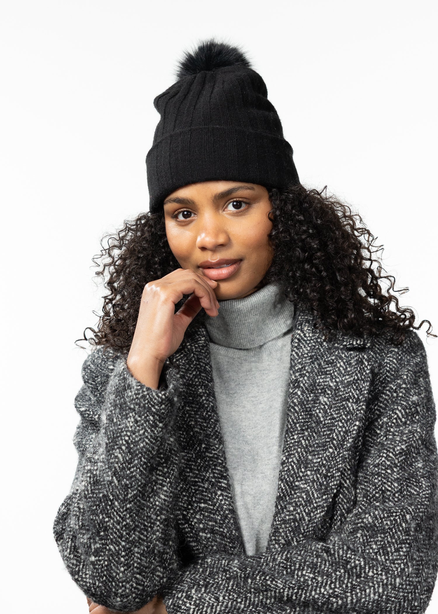 Women Augustia Beanie black - Front