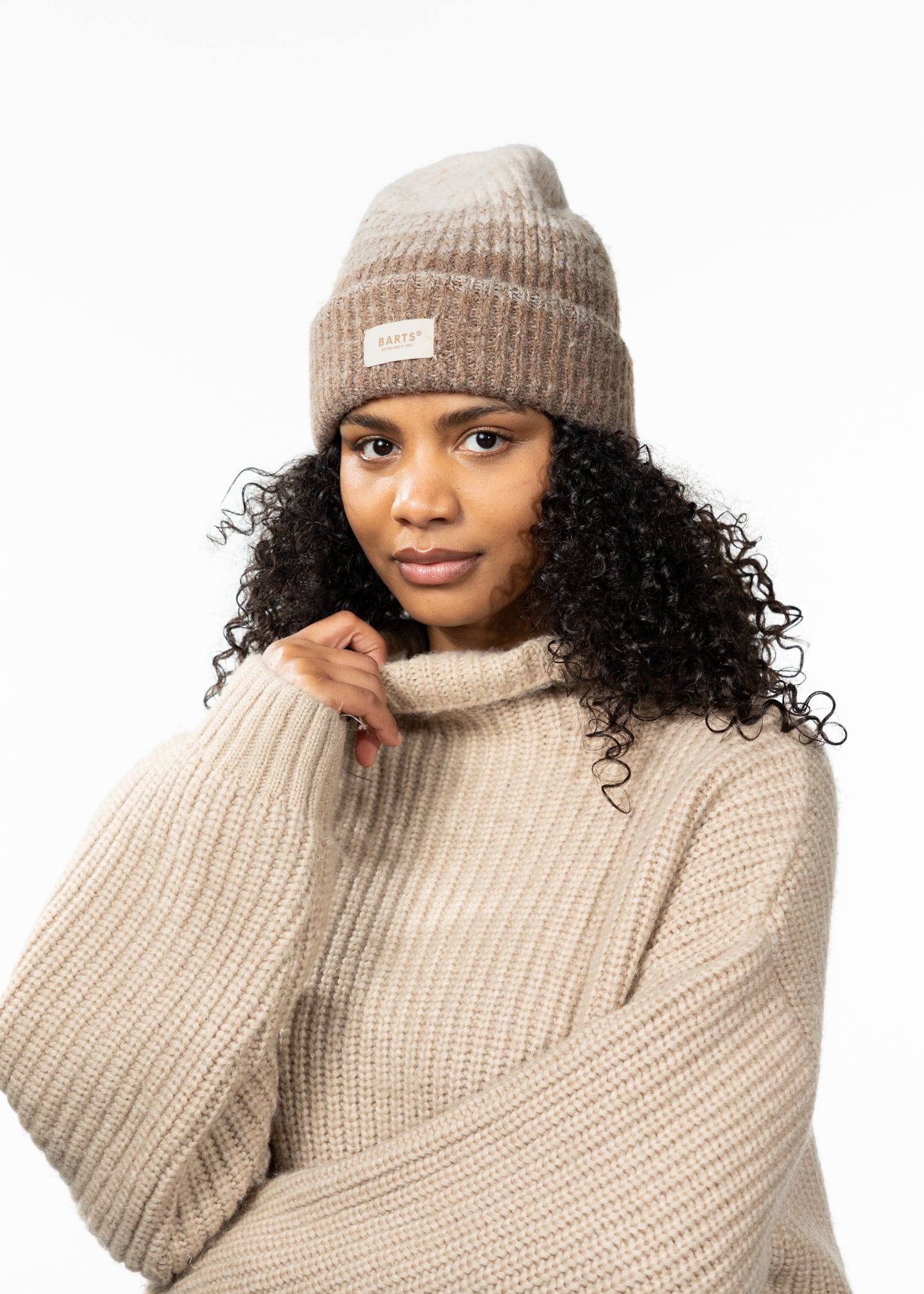 Women Elspet Beanie brown - Side