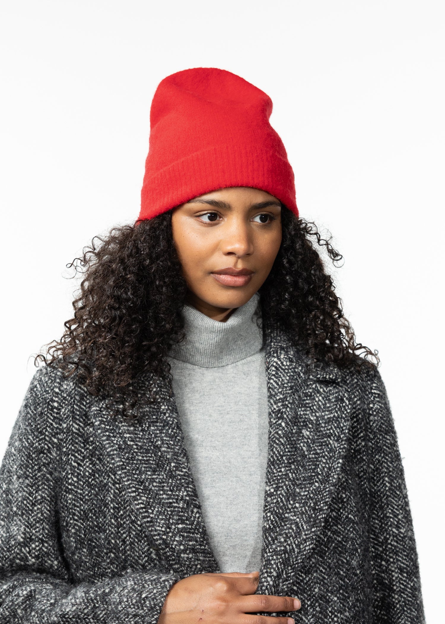 Women Fhearna Beanie red - Side