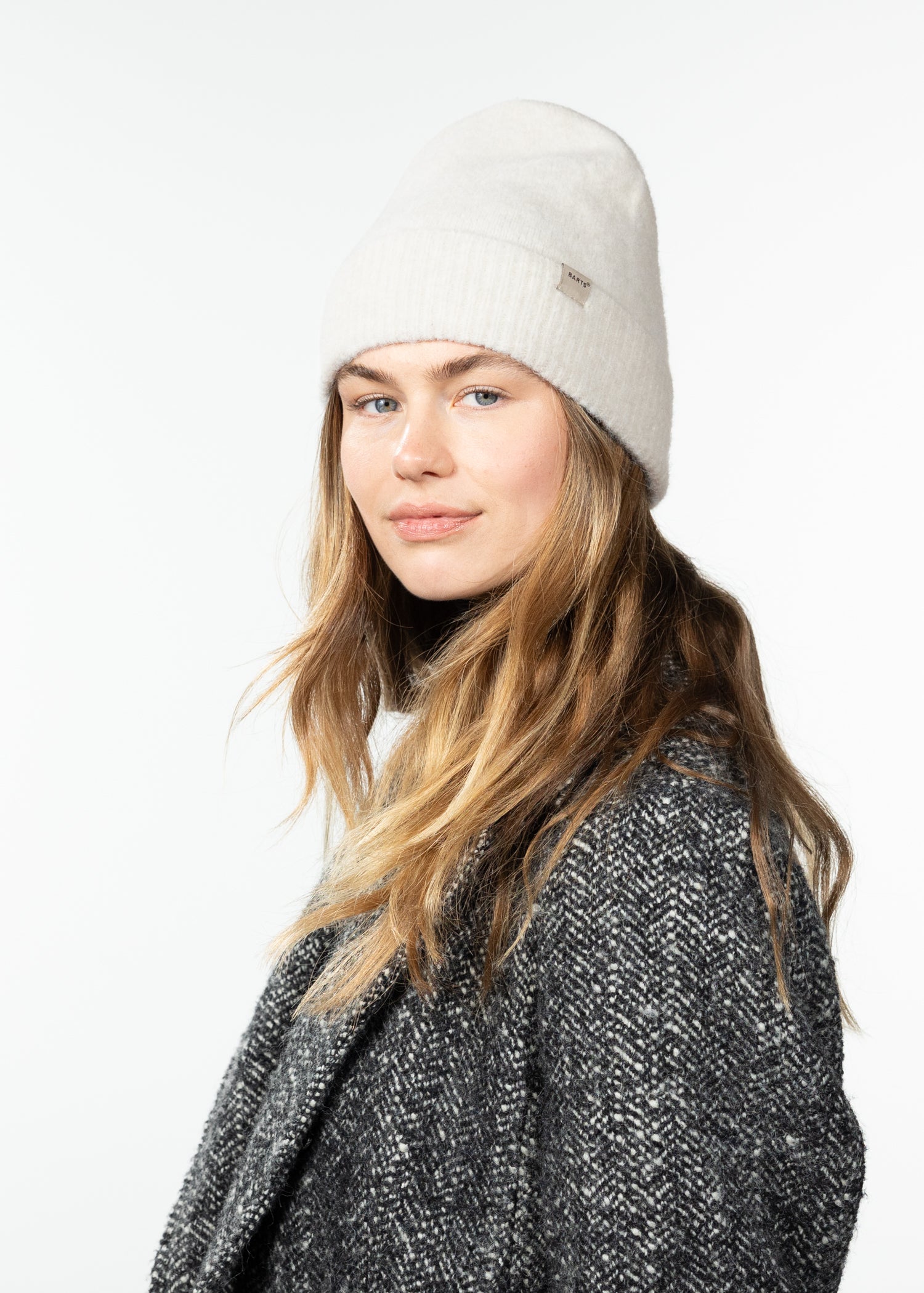 Women Fhearna Beanie cream - Side
