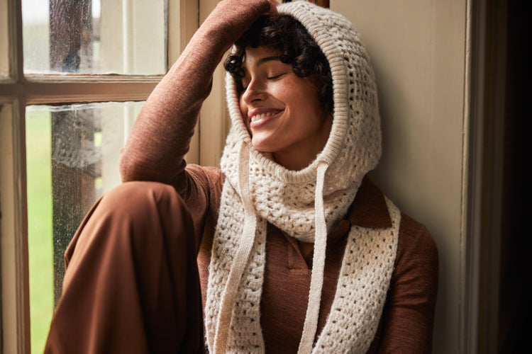 Women Lilhid Hood cream - Model