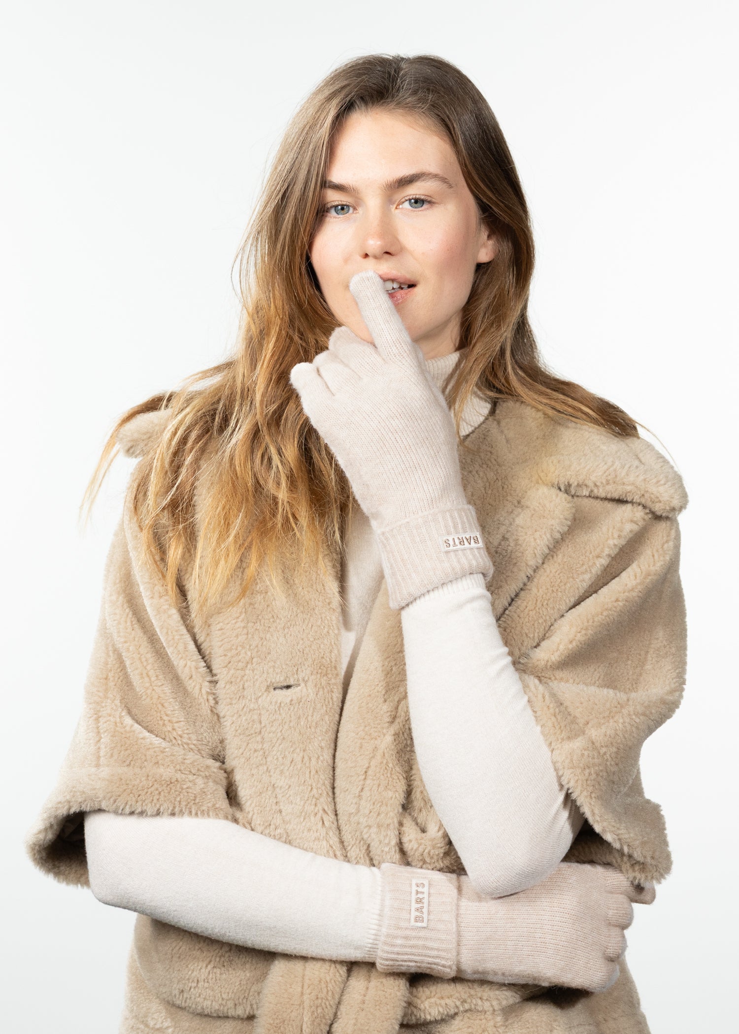 Women Ardelve Gloves cream - Front