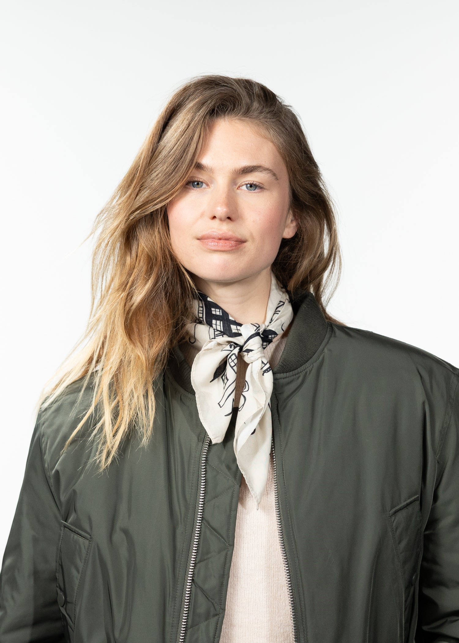 Women Rigga Scarf cream - Front