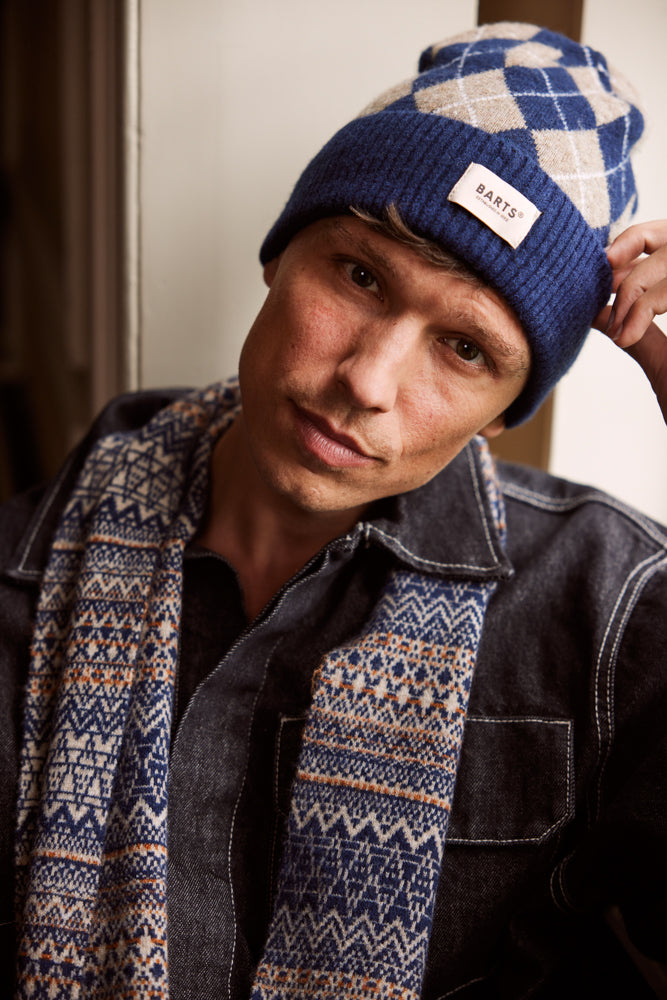 Men Laghlan Scarf navy - Model