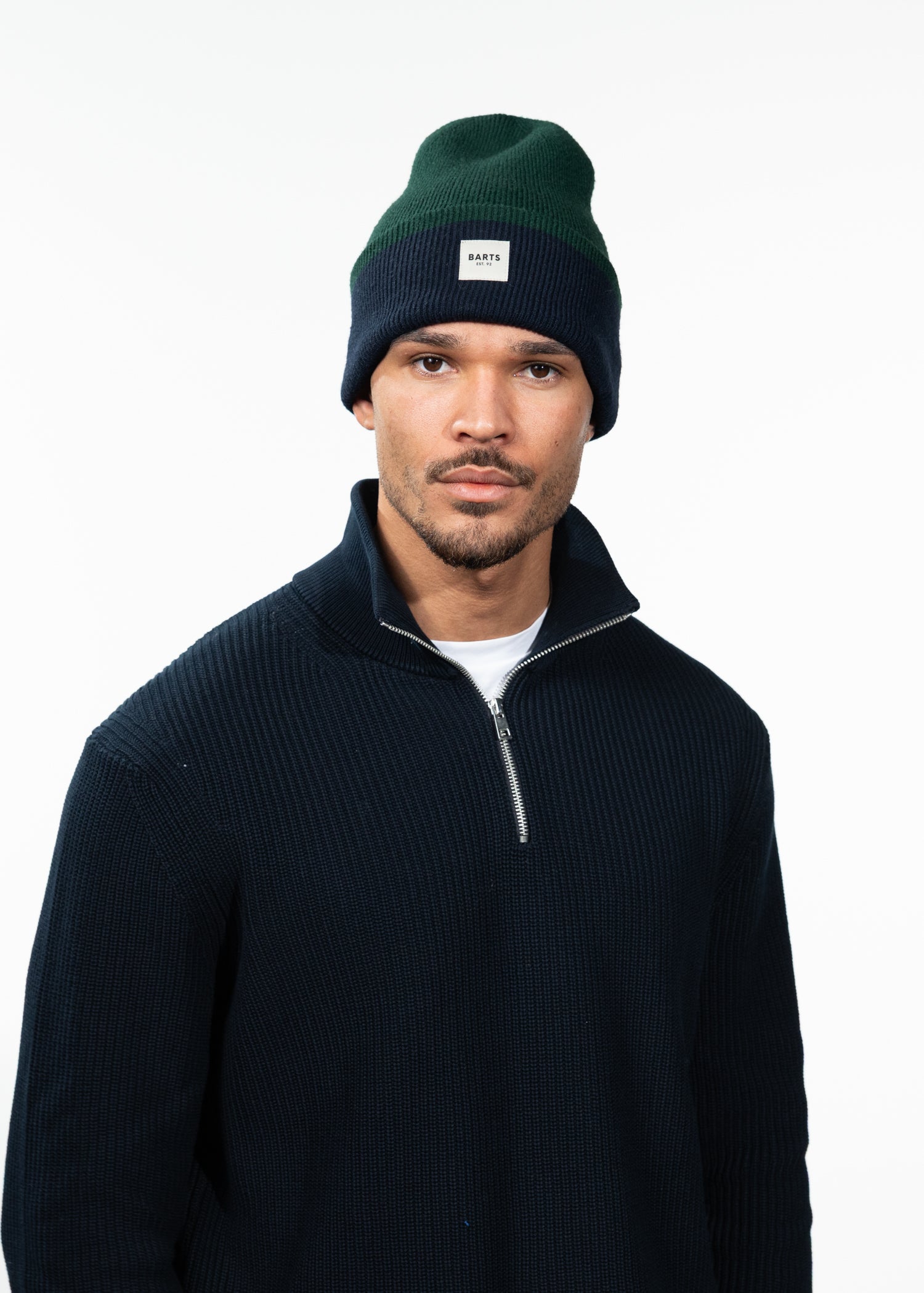 Unisex Ishbel Beanie bottle green - Front