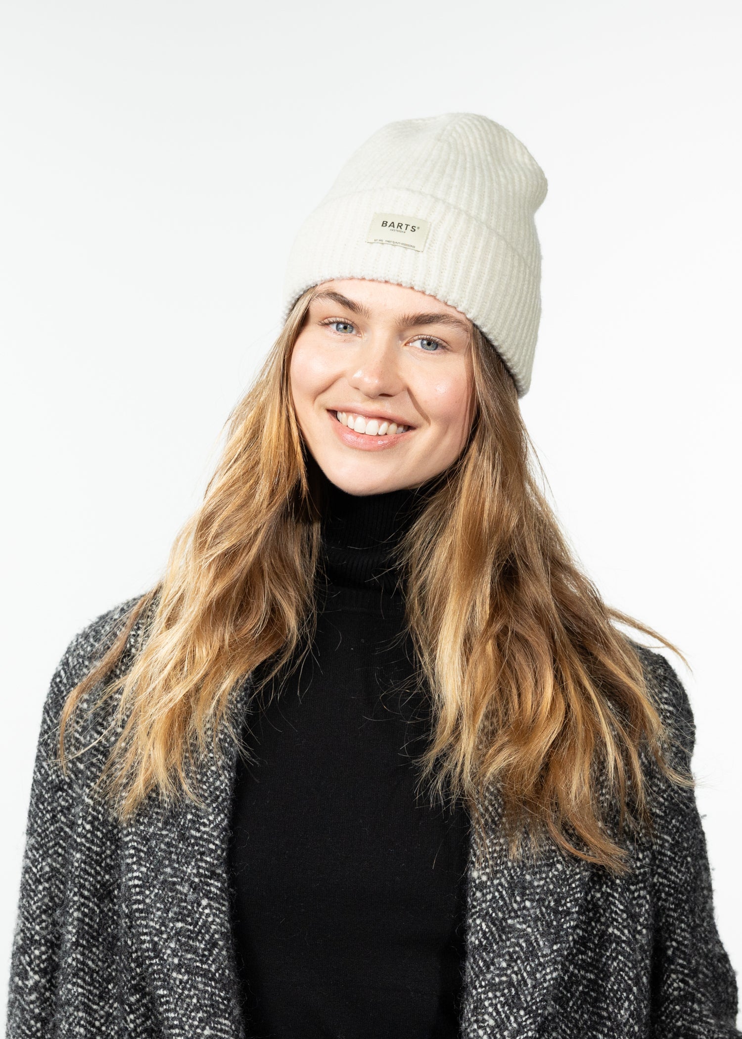 Women Darty Turnup cream - Front