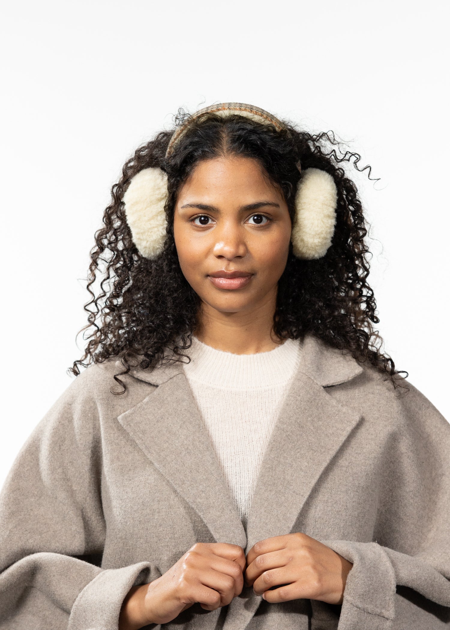 Women Maighread Earmuffs beige - Front