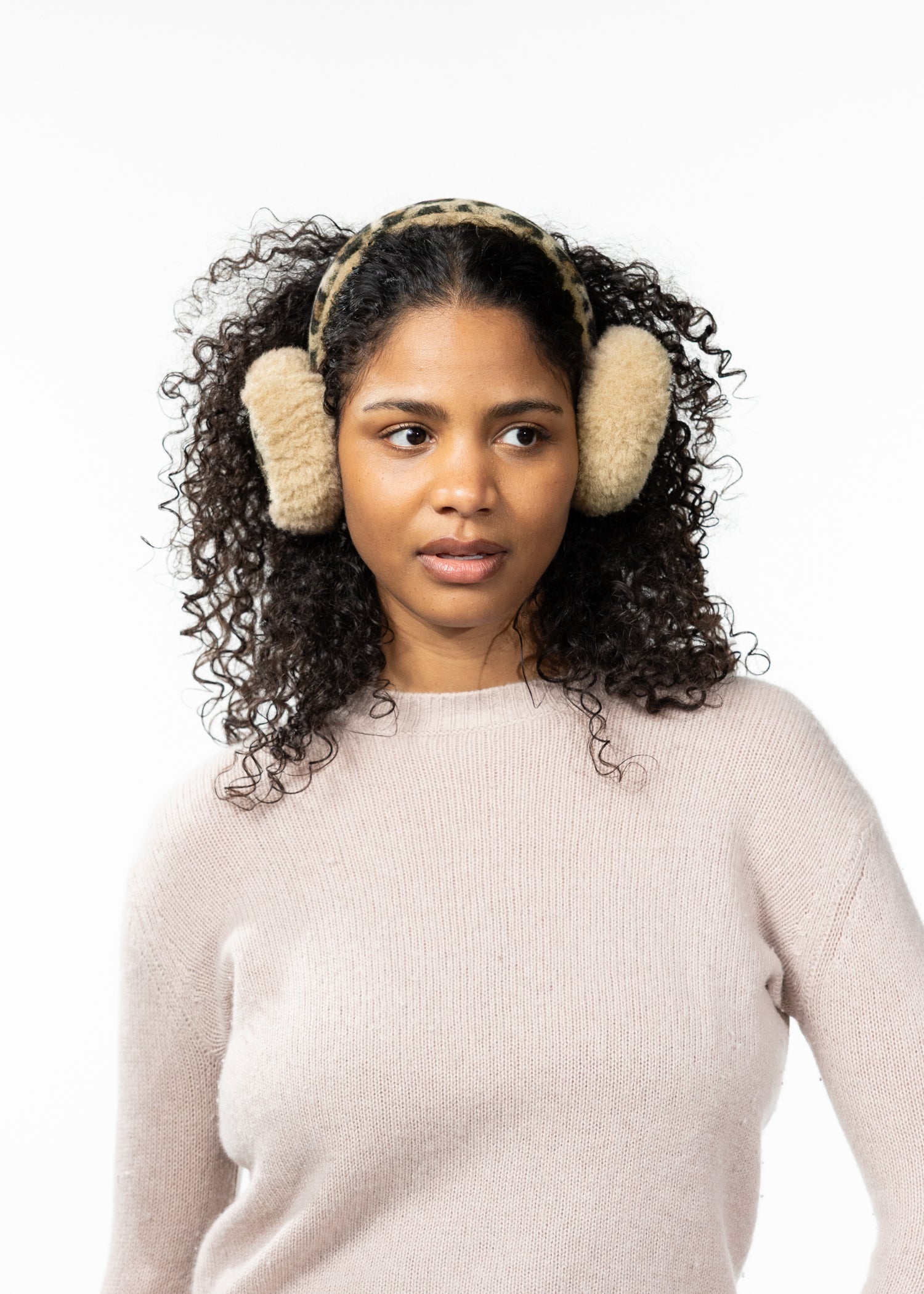Women Maighread Earmuffs brown - Front