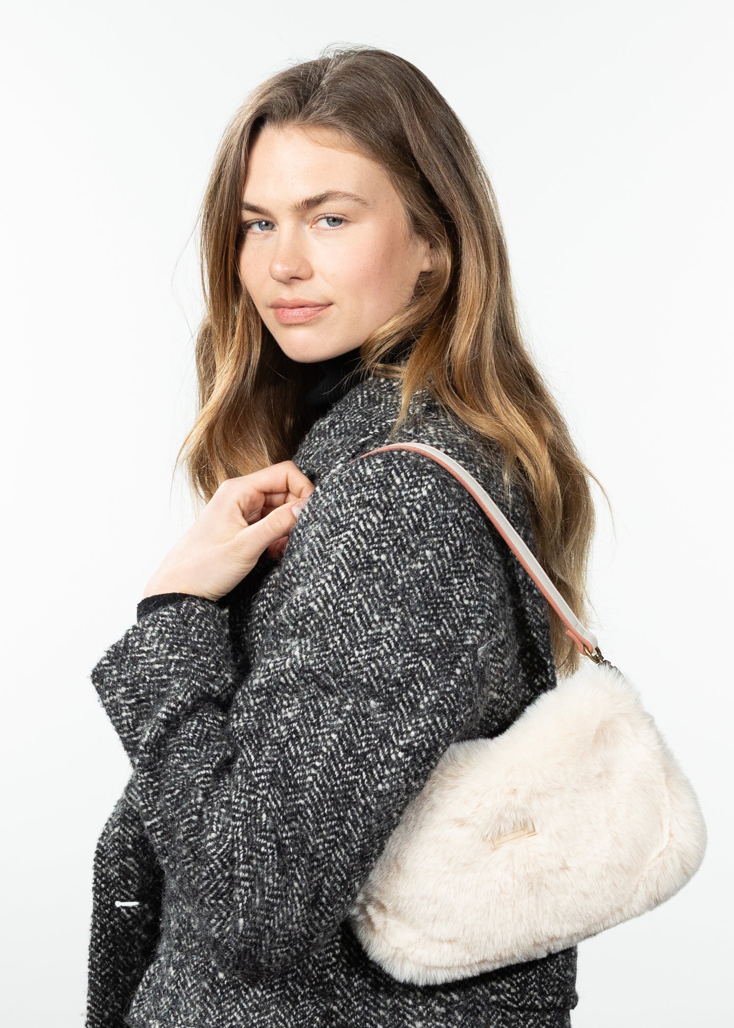 Bags Djupa Shoulderbag cream - Front