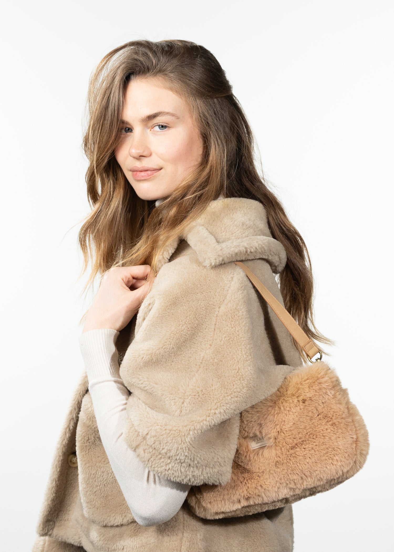 Bags Djupa Shoulderbag light brown - Front