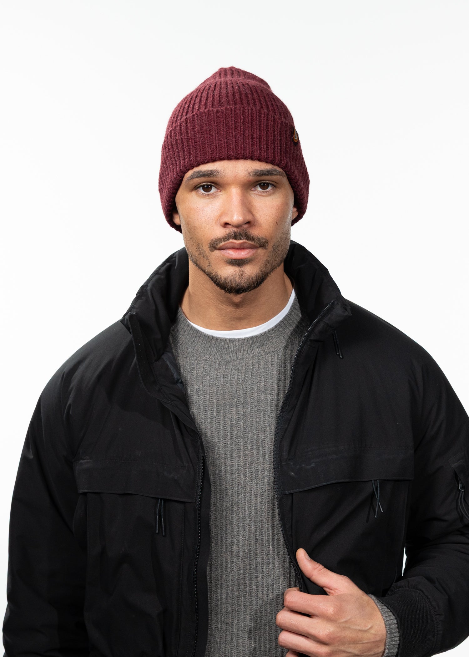 Unisex Madzen Beanie burgundy - Front