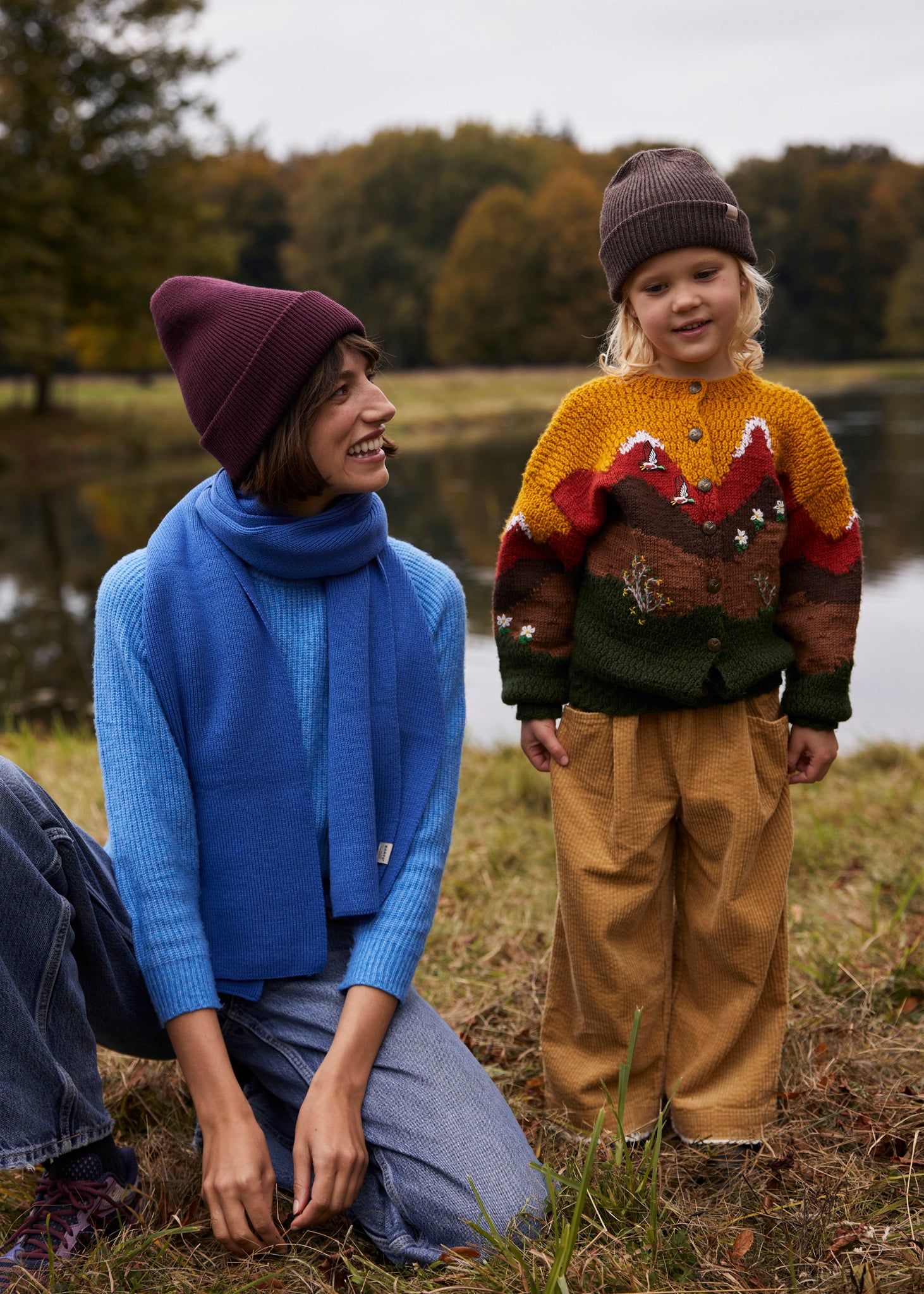 Kids Makalyn Beanie brown - Model