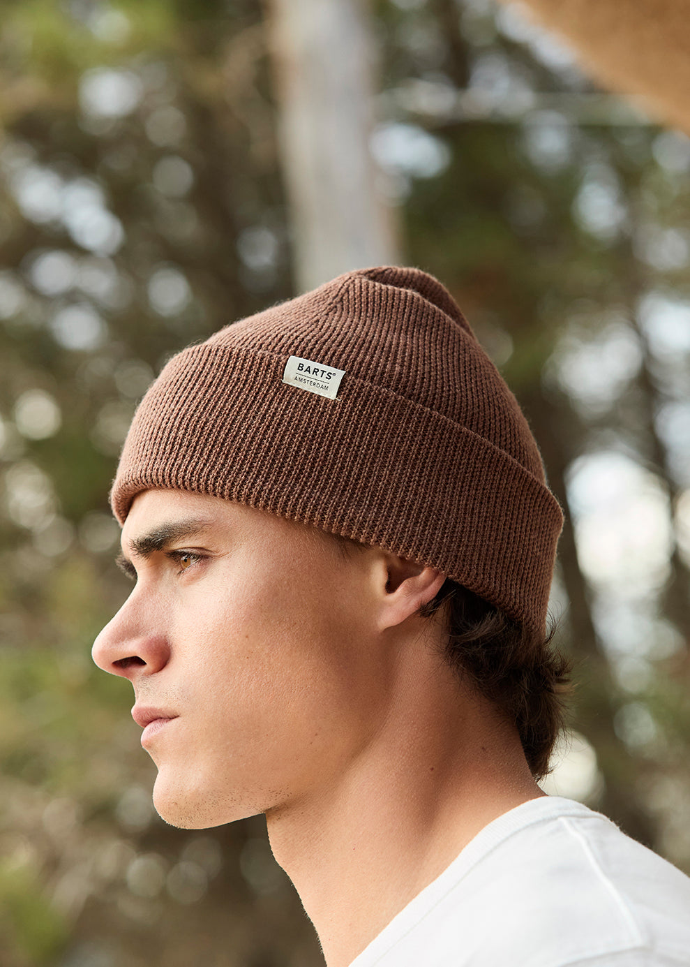 Unisex Futuno Beanie brown - Model